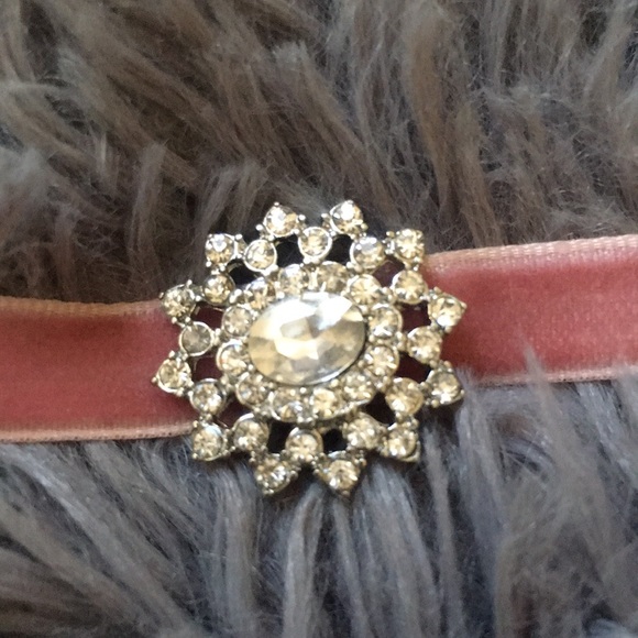 Jeweled Velvet Choker - Picture 2 of 3